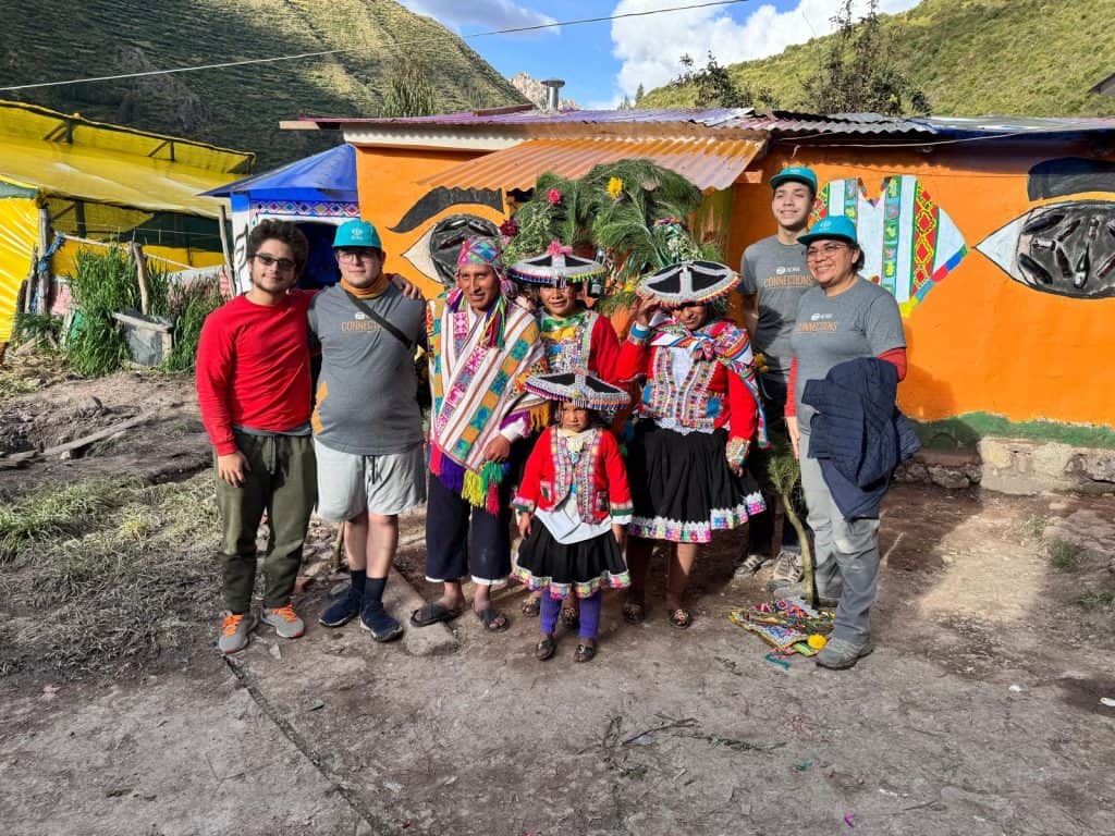 Empowered community members and volunteers supporting local families in times of uncertainty.